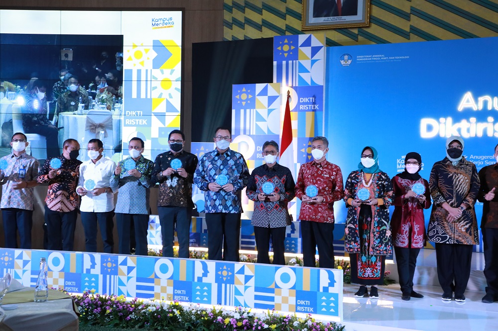 Unsoed Borong Anugerah Diktiristek 2021