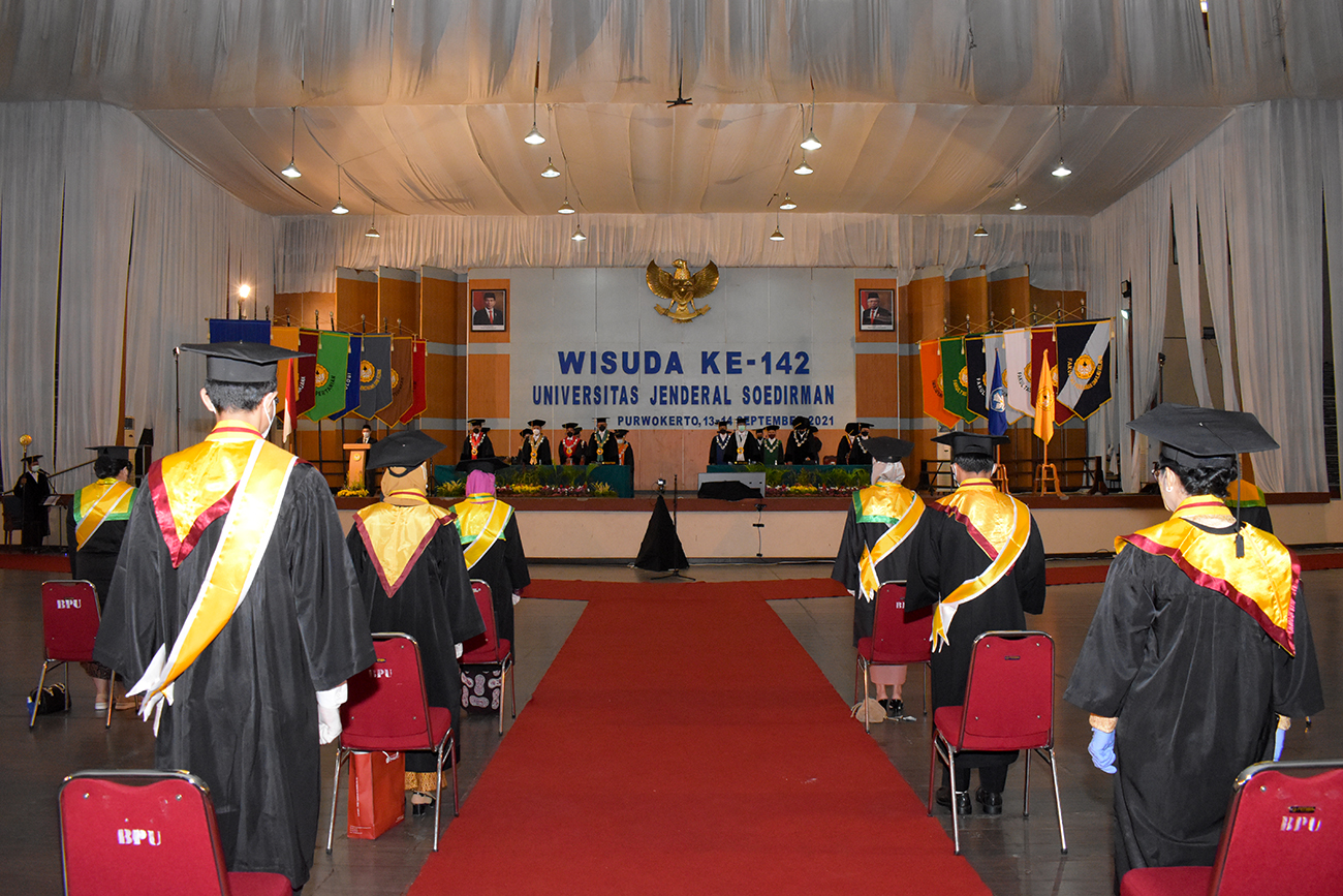 wisuda