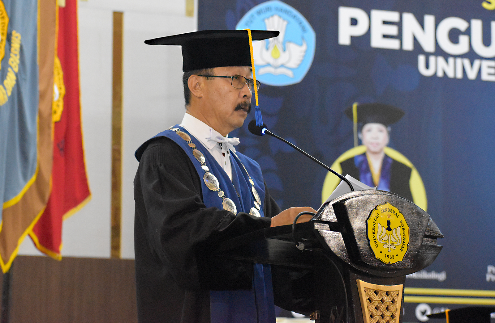 Prof. Dr. Dwi Nugroho Wibowo, M.S. 