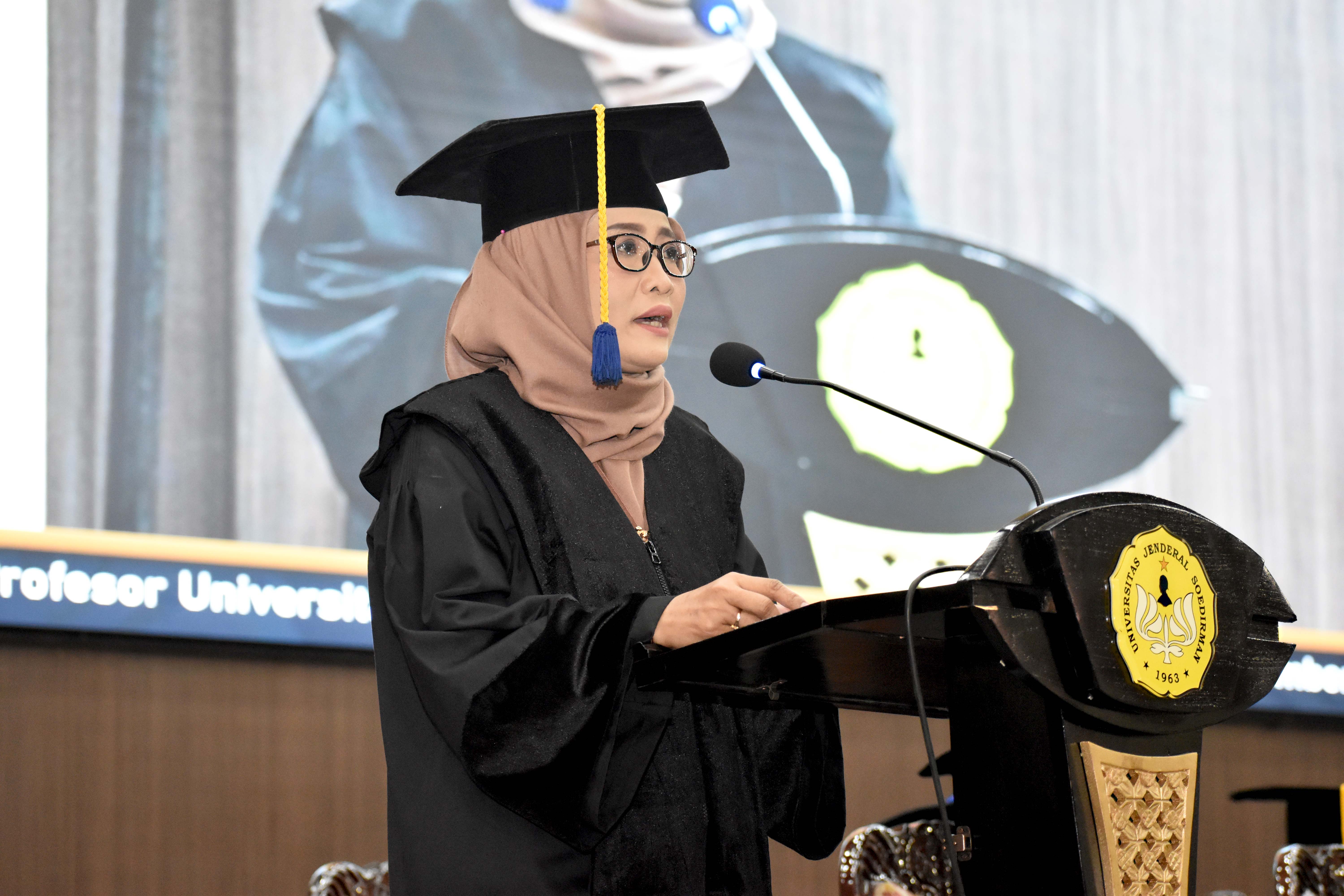 Prof. Dr. Sofa Marwah, S.IP., M.Si.