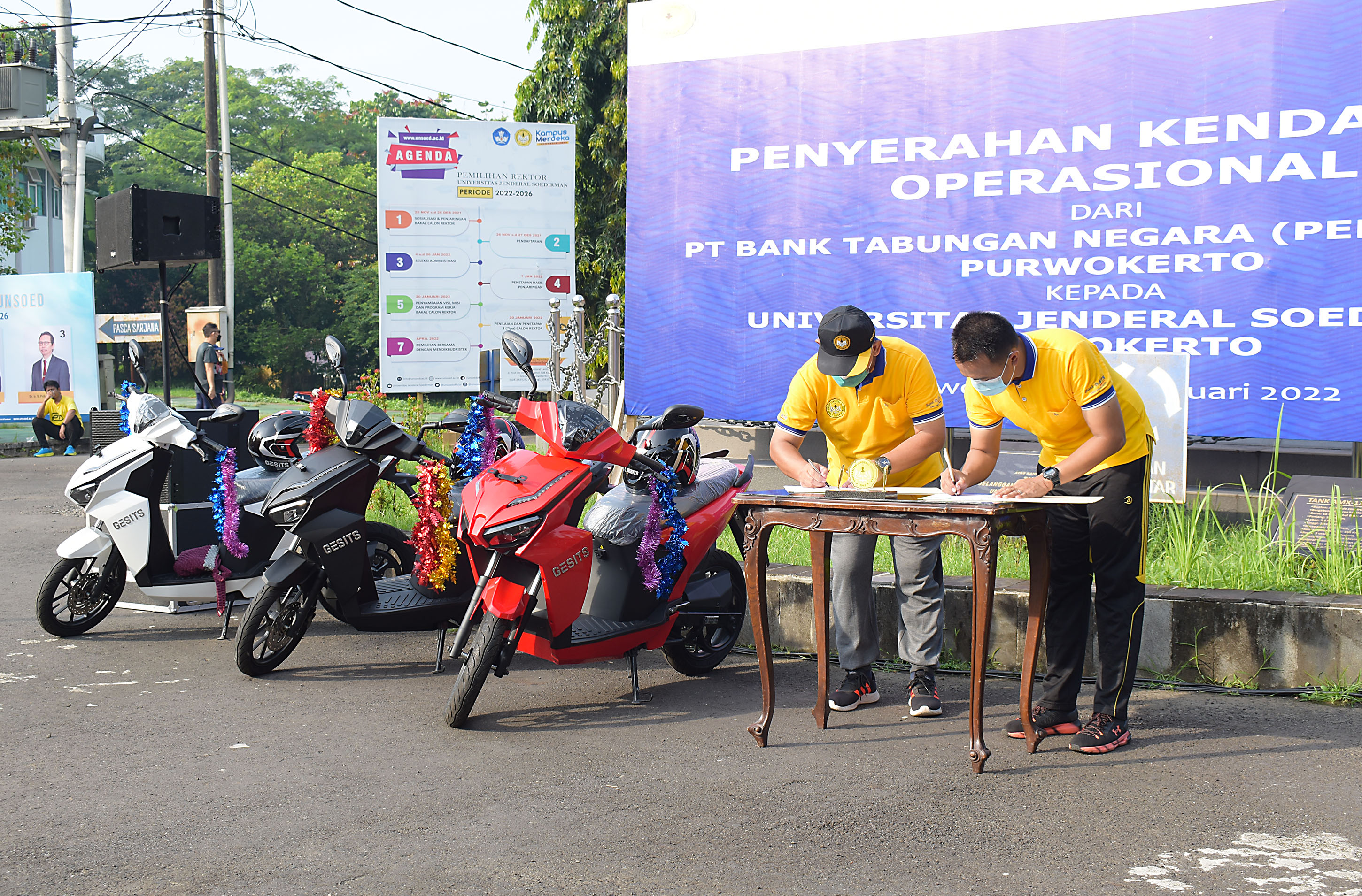 penandatangan berita acara