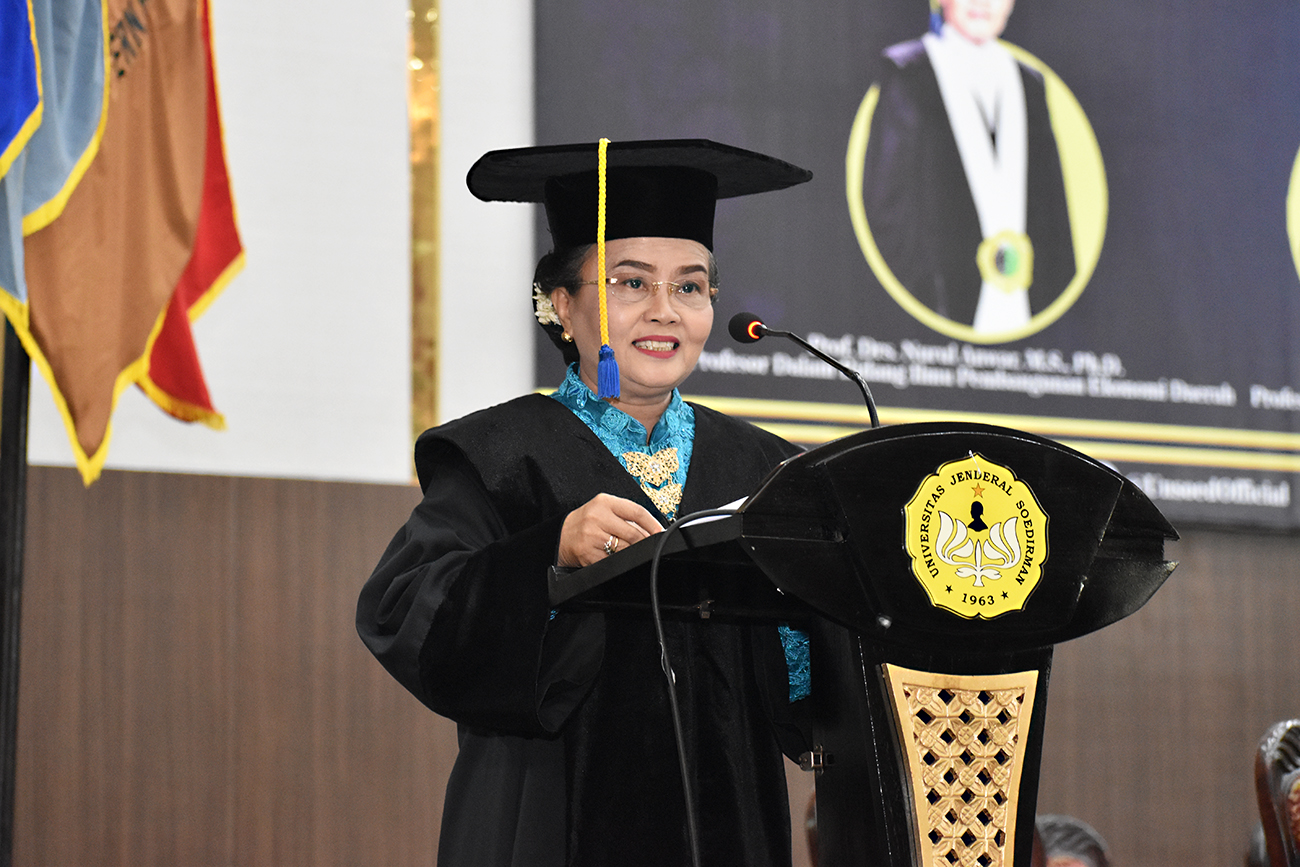 Prof. Dr. Pi. Dian Bhagawati M.Si