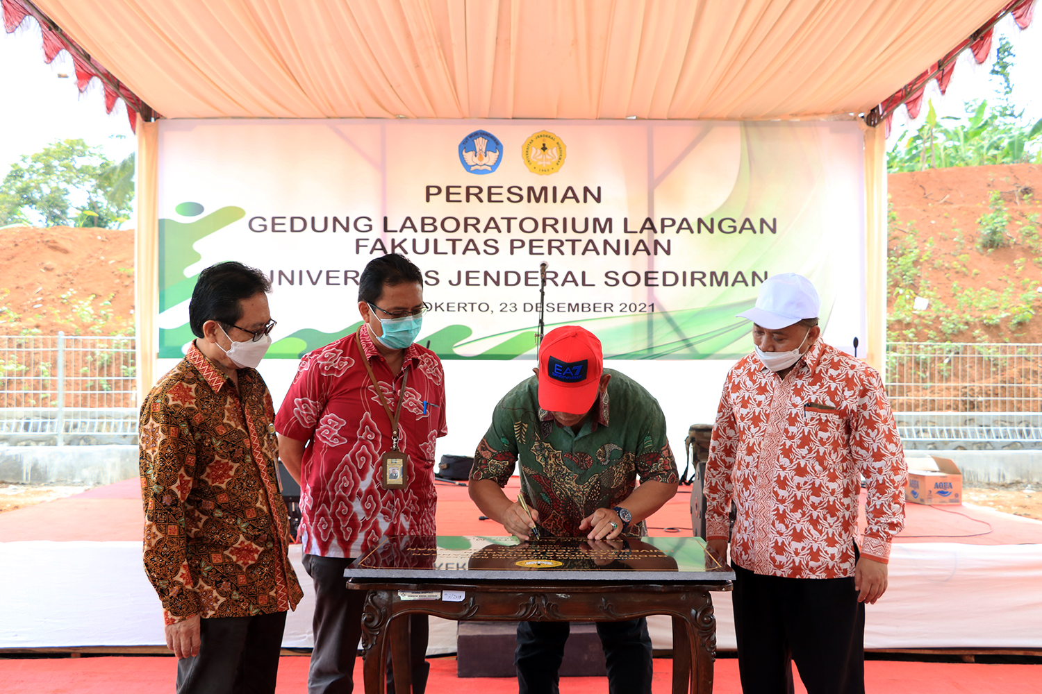 Peresmian Gedung Laboratorium Lapang8