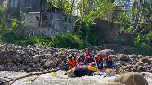 Divisi Rafting