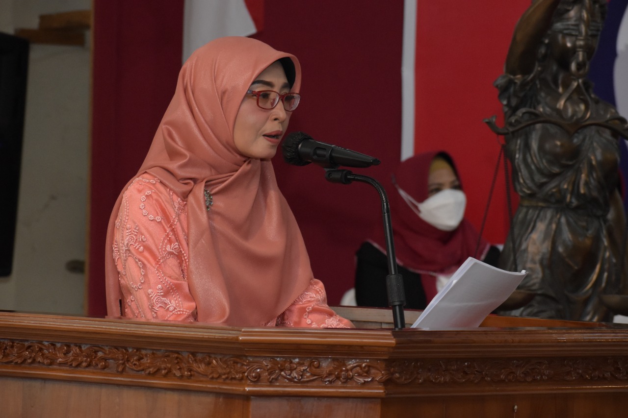 Dr. Aryuni Yuliantiningsih