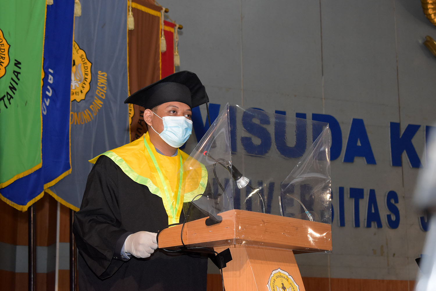 wisuda