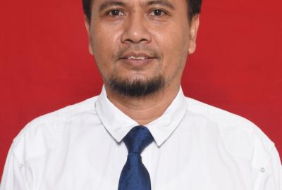 Prof. Dr. Slamet Rosyadi, M. Si, CIQaR, CRA.